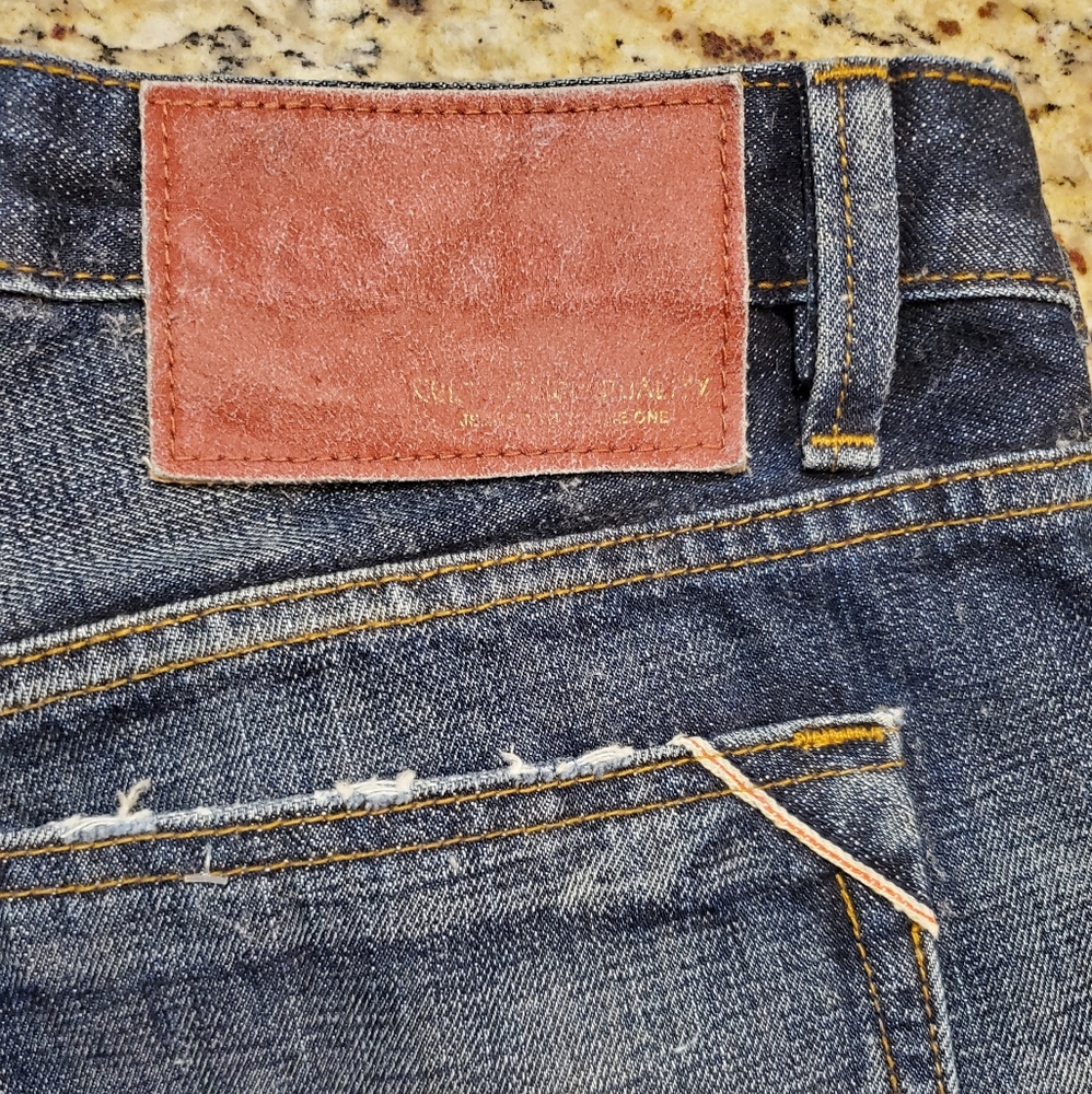 Distressed Jeans